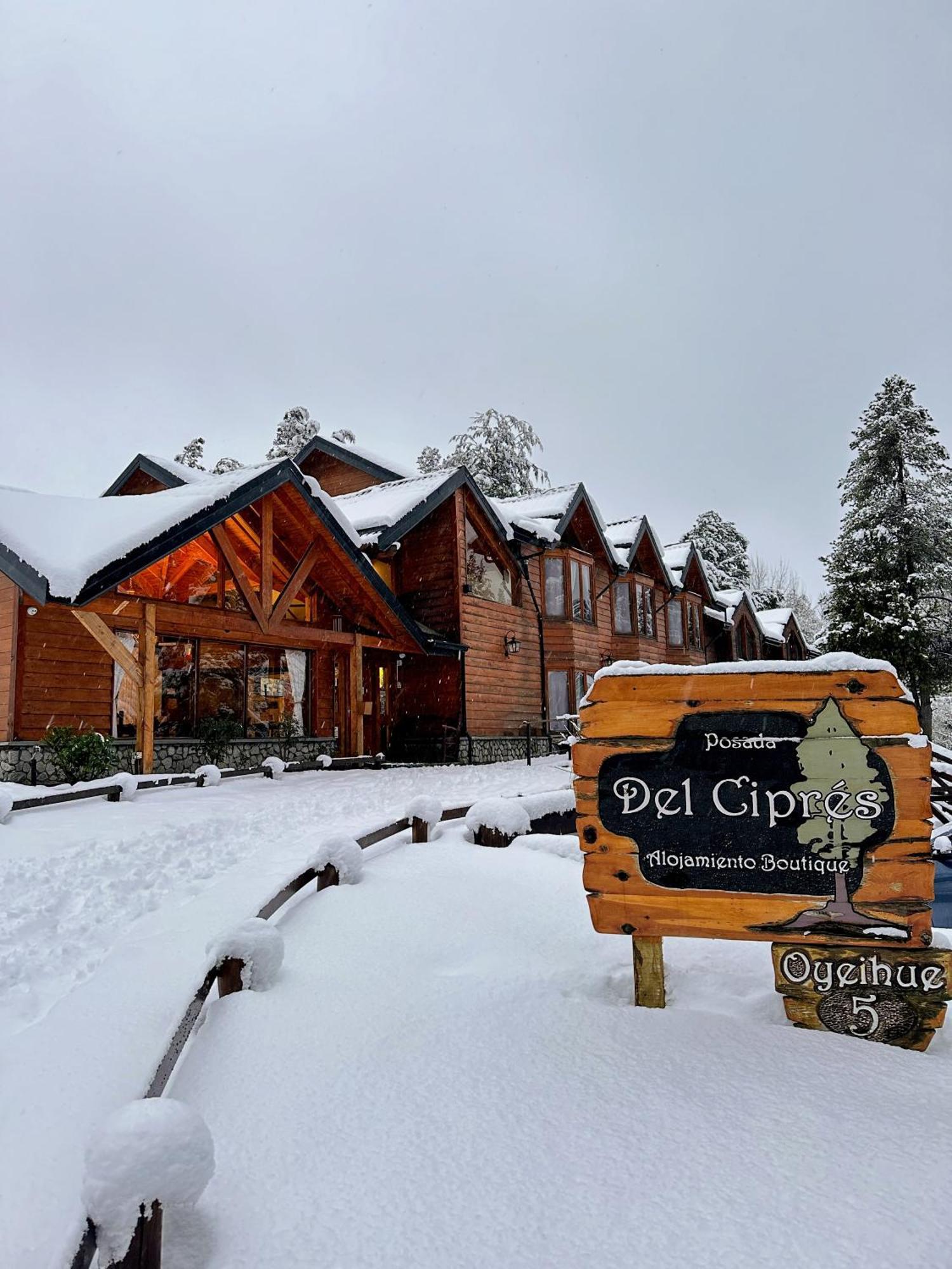 Posada Del Cipres Villa La Angostura Luaran gambar